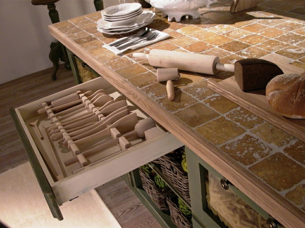 Мебель Старинский