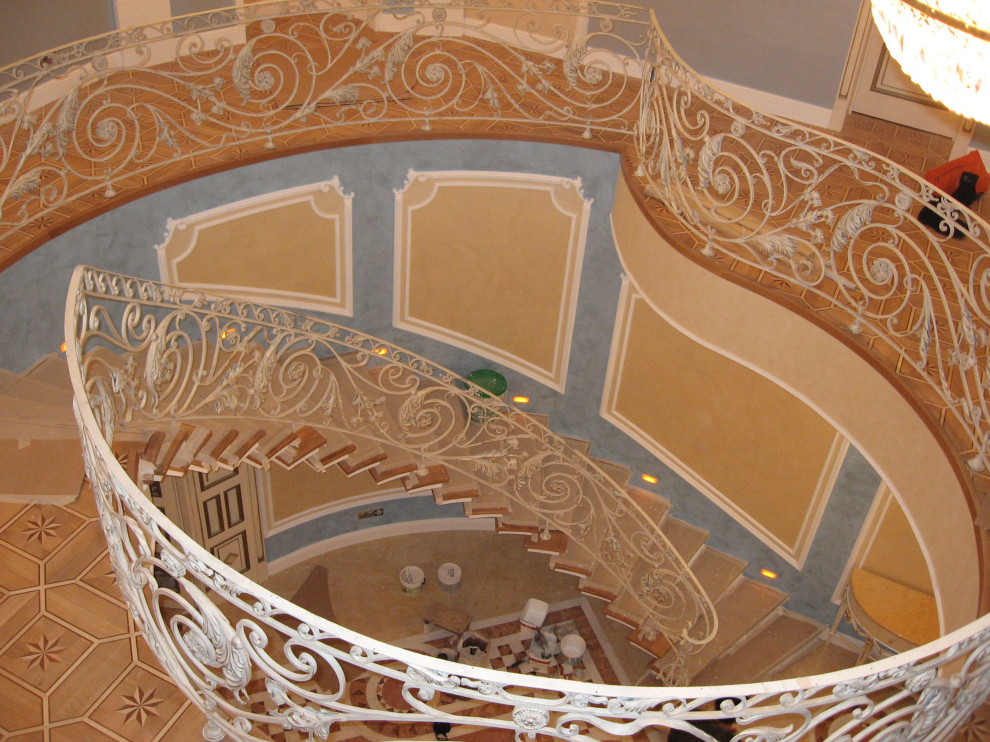 Шикарная лестница