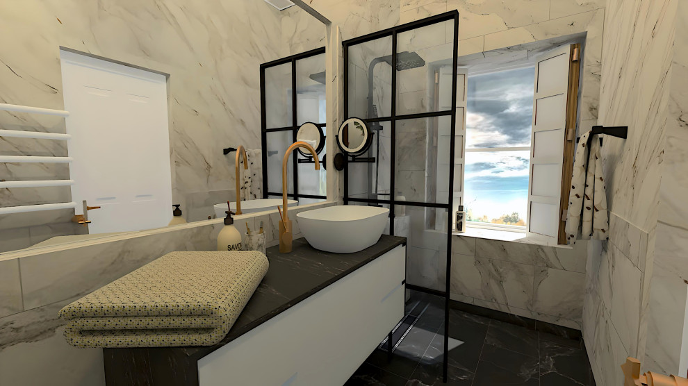 Idéer för ett litet modernt svart en-suite badrum, med släta luckor, vita skåp, en öppen dusch, en vägghängd toalettstol, keramikplattor, klinkergolv i keramik, marmorbänkskiva, svart golv och med dusch som är öppen