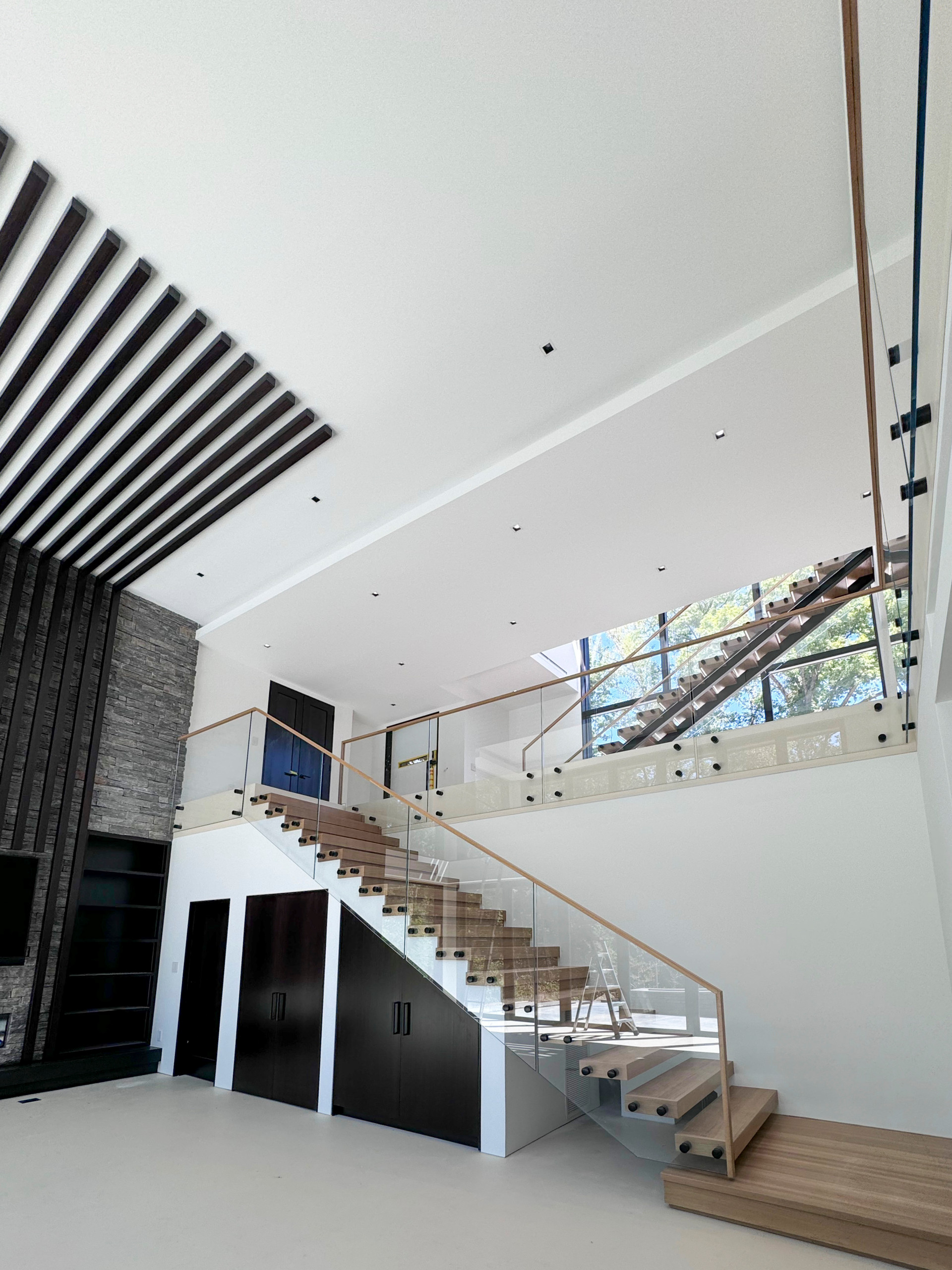 126_Visually Open and Light Contemporary Staircase, Mclean, VA 22102