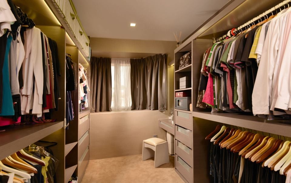 Photo of a modern storage and wardrobe in Singapore.