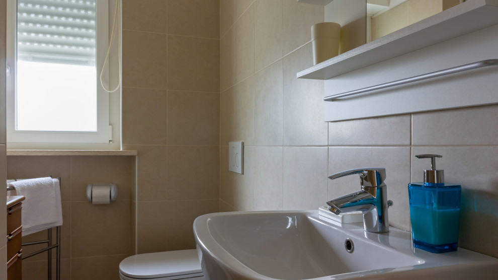 Lighting Tips to Brighten Up a Small Bathroom
