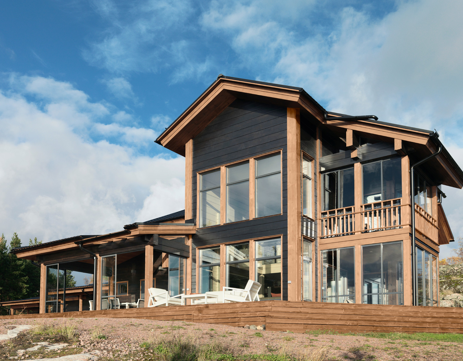 Продукция Tikkurila для наружных работ