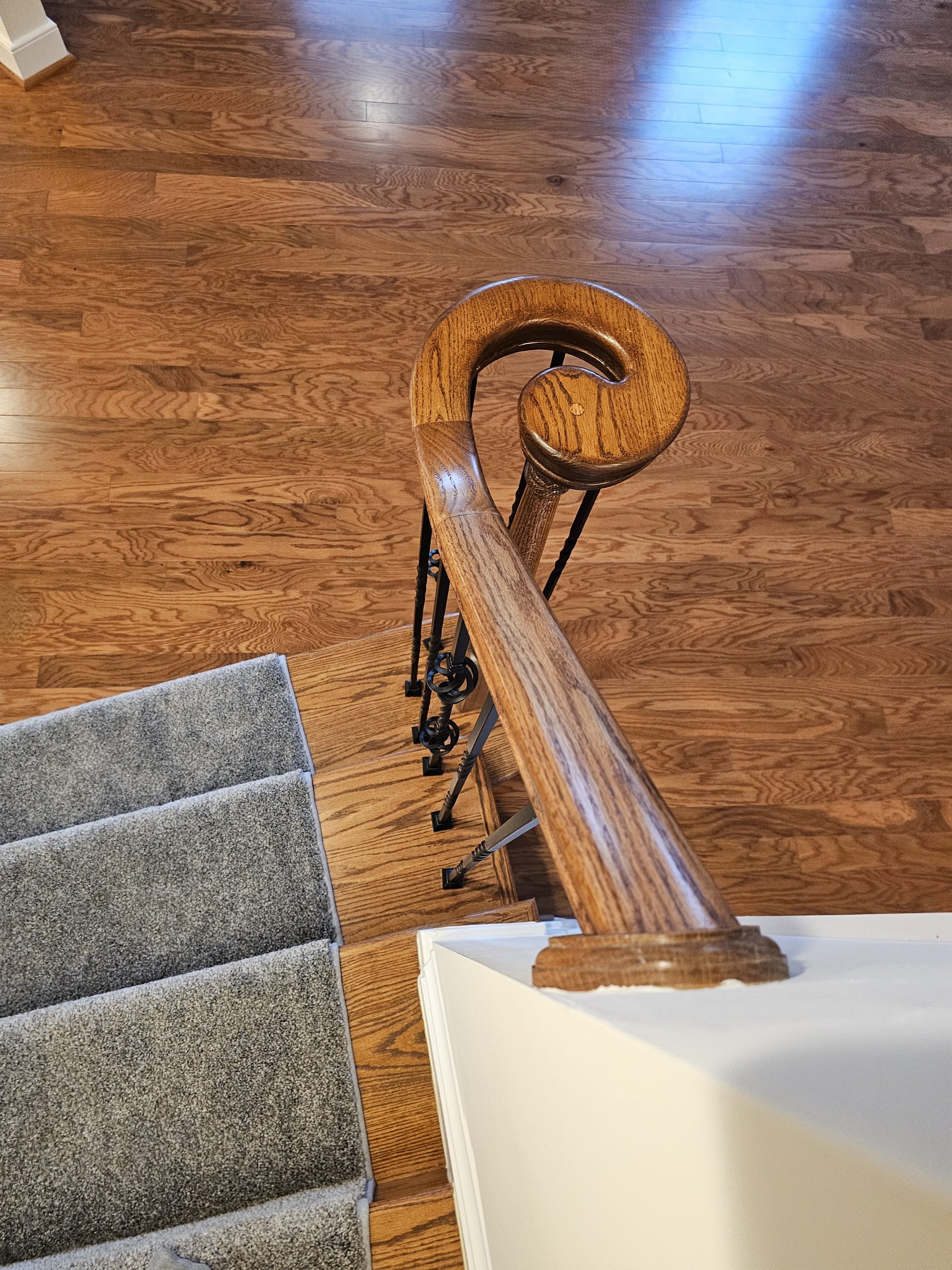 128_Grand Entryway Elliptical Staircase, Nokesville, VA 20181