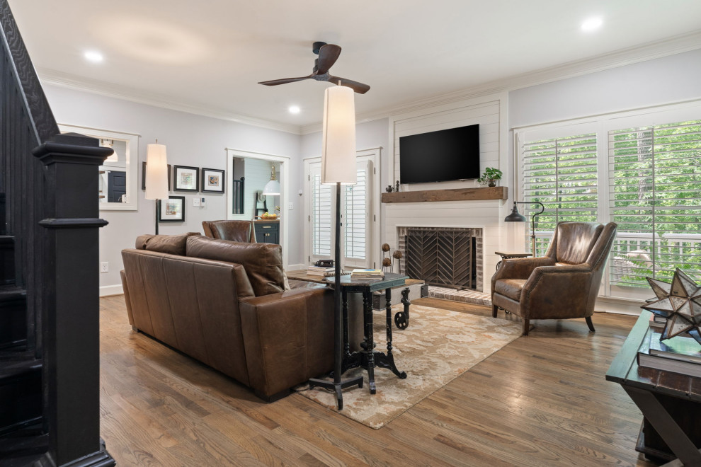 1950 River Way Drive