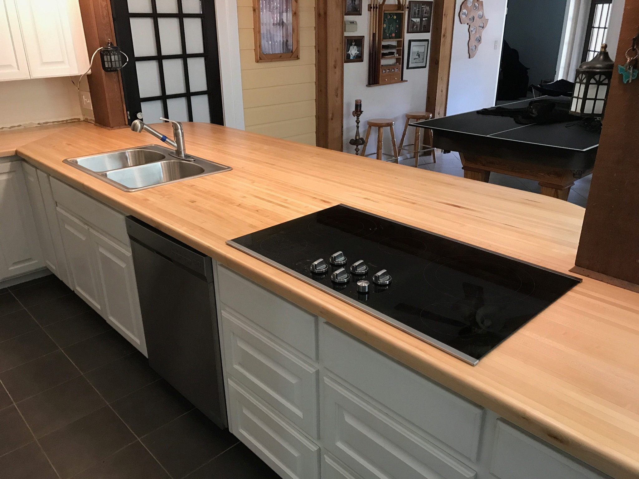 Maple Edge Grain Countertops