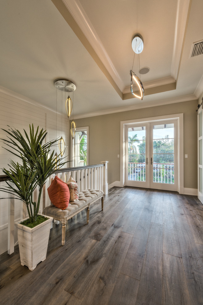 Inspiration for a transitional home design remodel in Miami