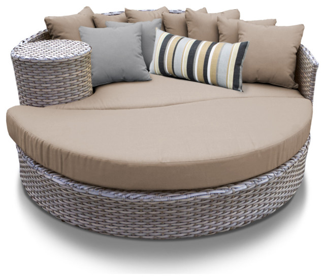 Oasis Circular Sun Bed - Outdoor Wicker Patio Furniture - Tropical