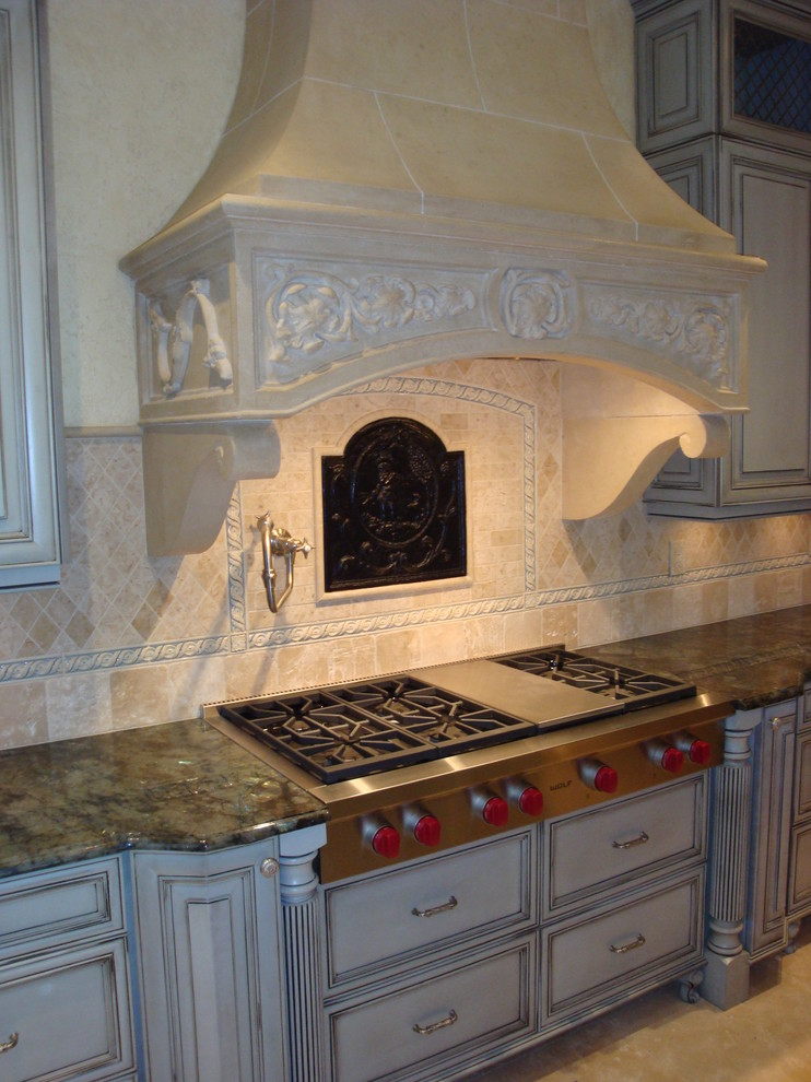Photo of a traditional kitchen in Raleigh.