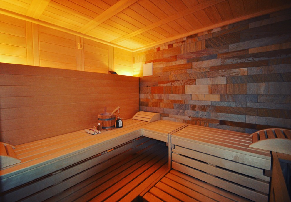 Свежая идея для дизайна: баня и сауна среднего размера в современном стиле - отличное фото интерьера