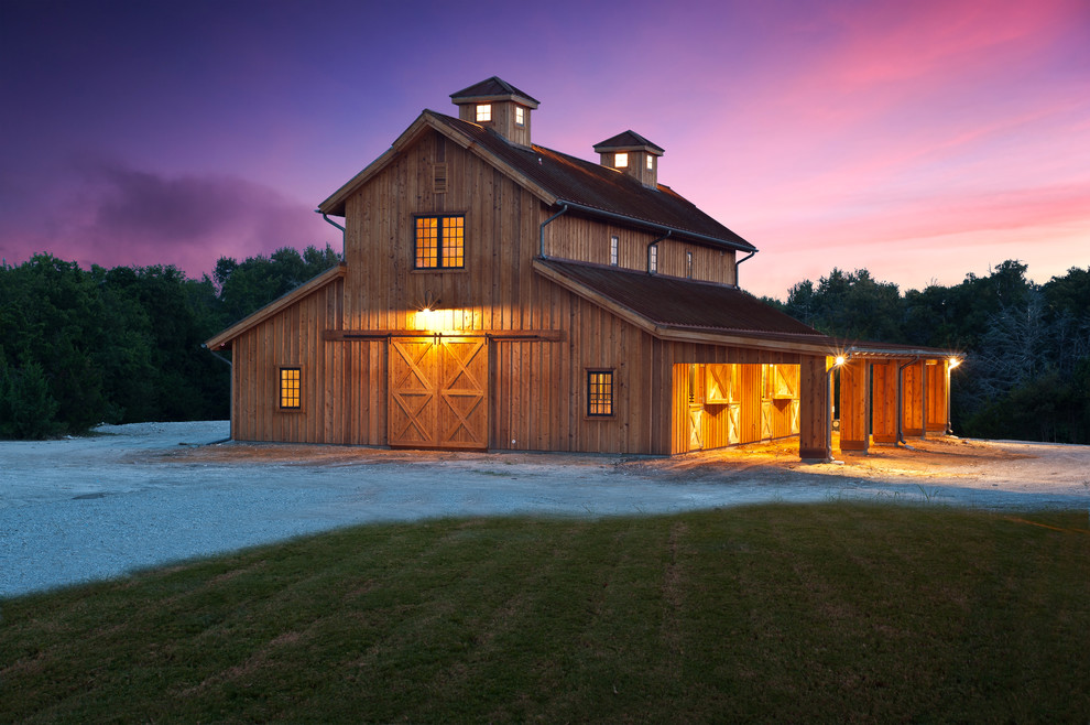 Design ideas for a country detached barn in Dallas.