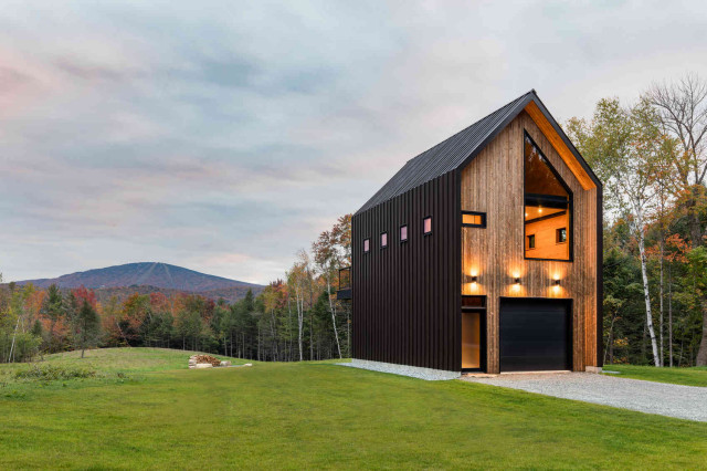 Modern Barn country-house-exterior