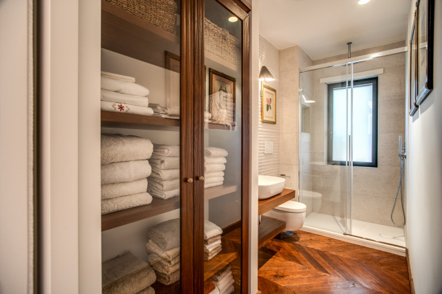 ENGLEN #1 contemporary-bathroom
