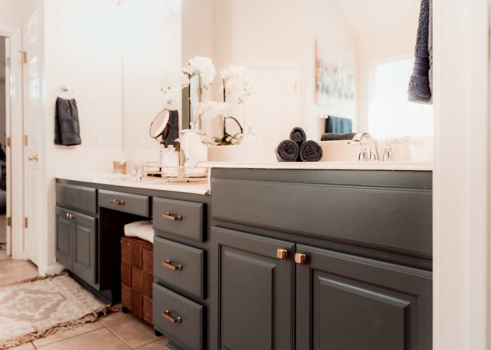 Bathroom - transitional bathroom idea in Austin