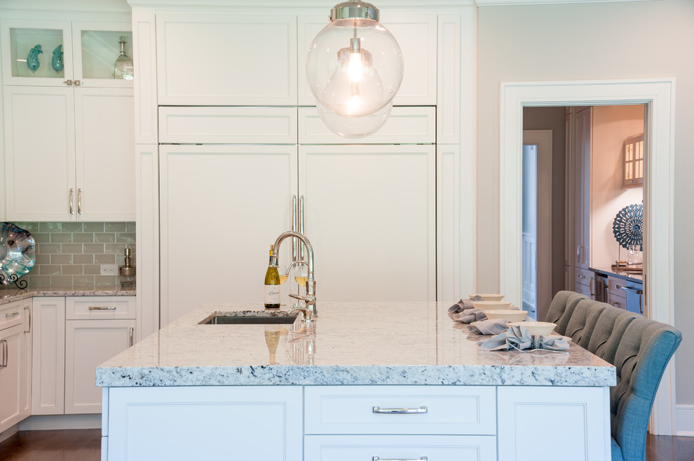 Transitional kitchen photo in New York