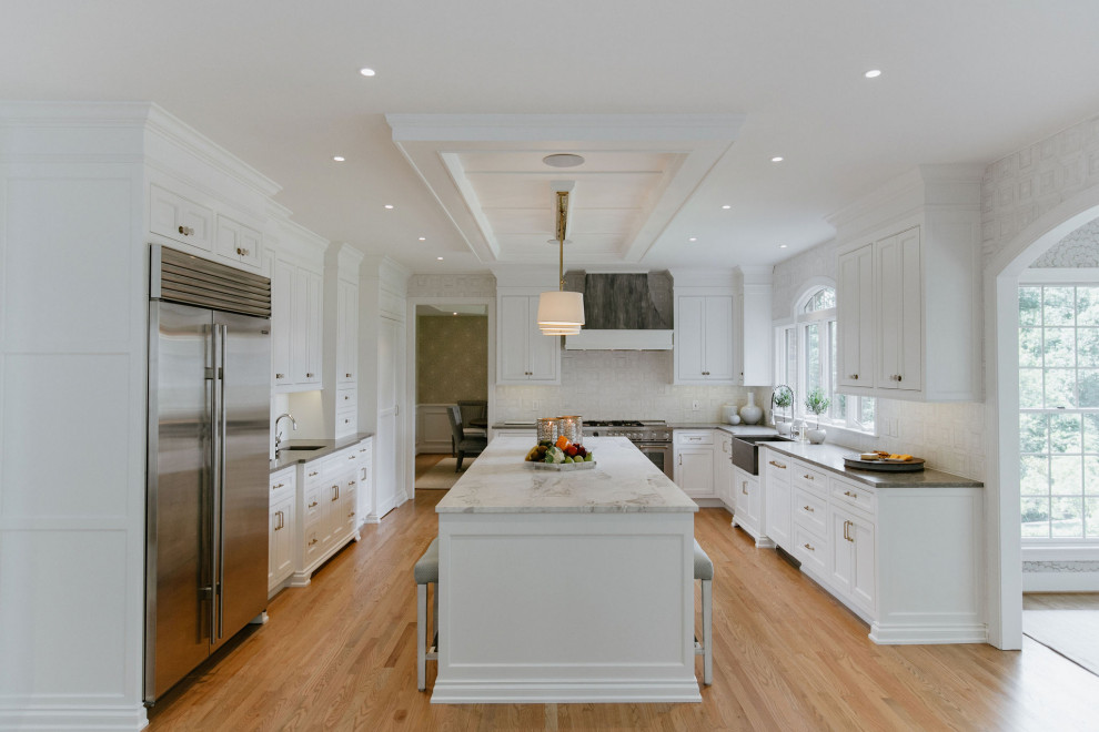 Example of a transitional kitchen design in Baltimore