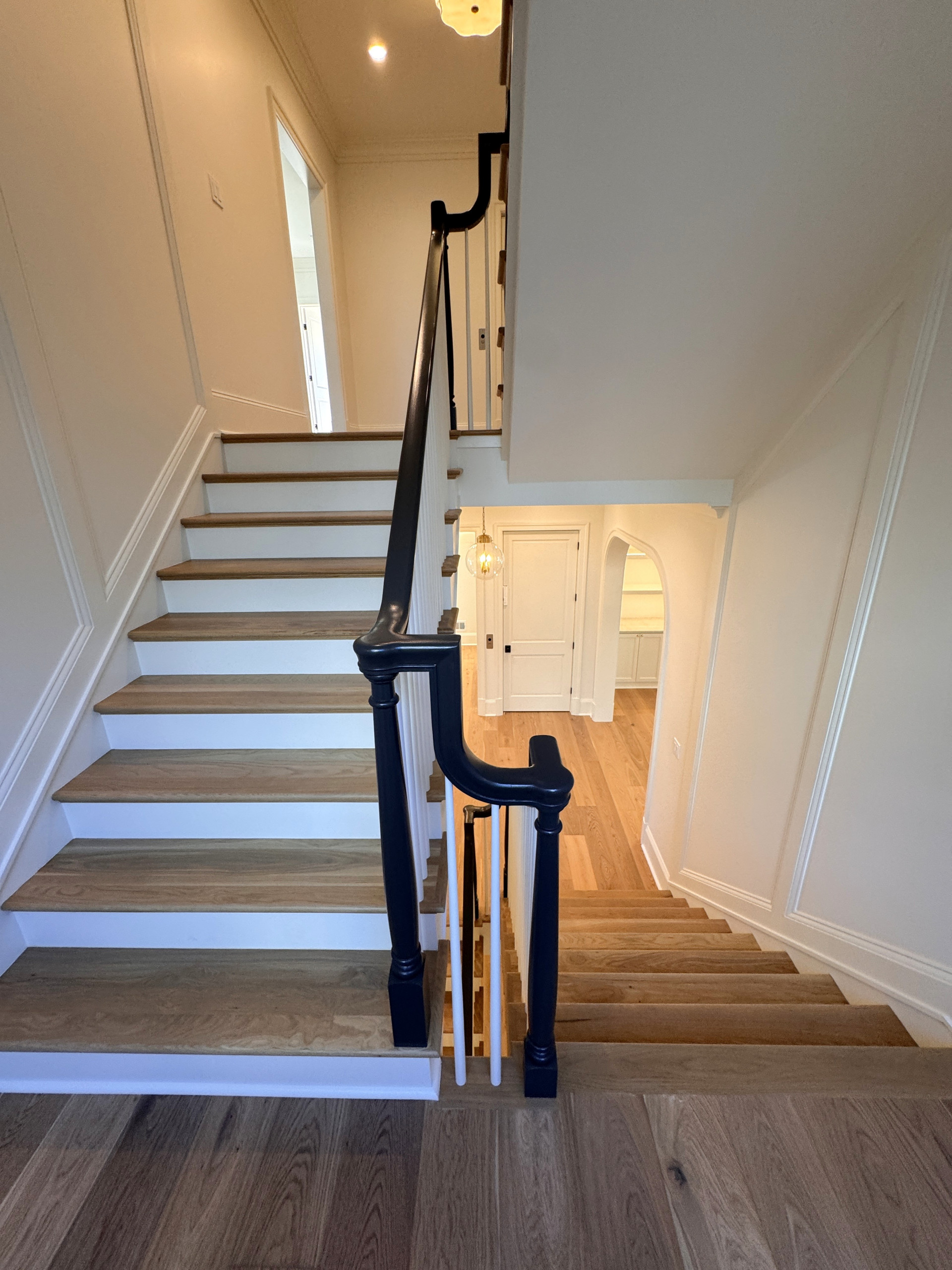 Project #160 | Traditional Box Stair with Gooseneck Handrail