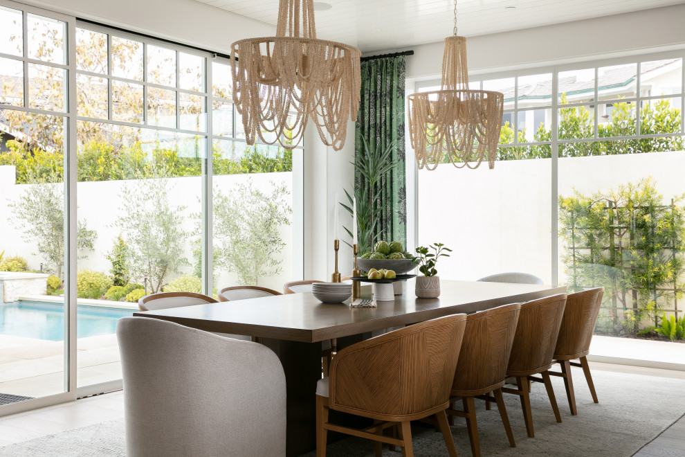 Transitional home design photo in Orange County