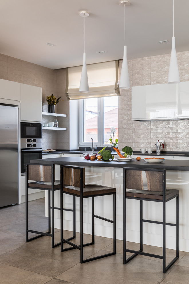 Интерьер частного дома с яркими акцентами