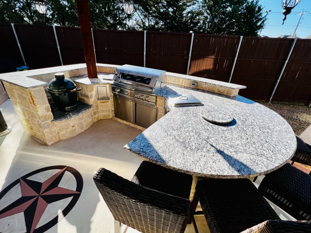 Timber Lane Traditional Patio Dallas by Beautiful Backyard