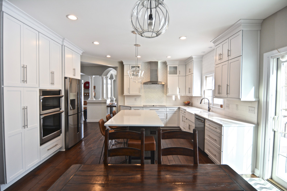 Inspiration for a transitional kitchen remodel in Indianapolis