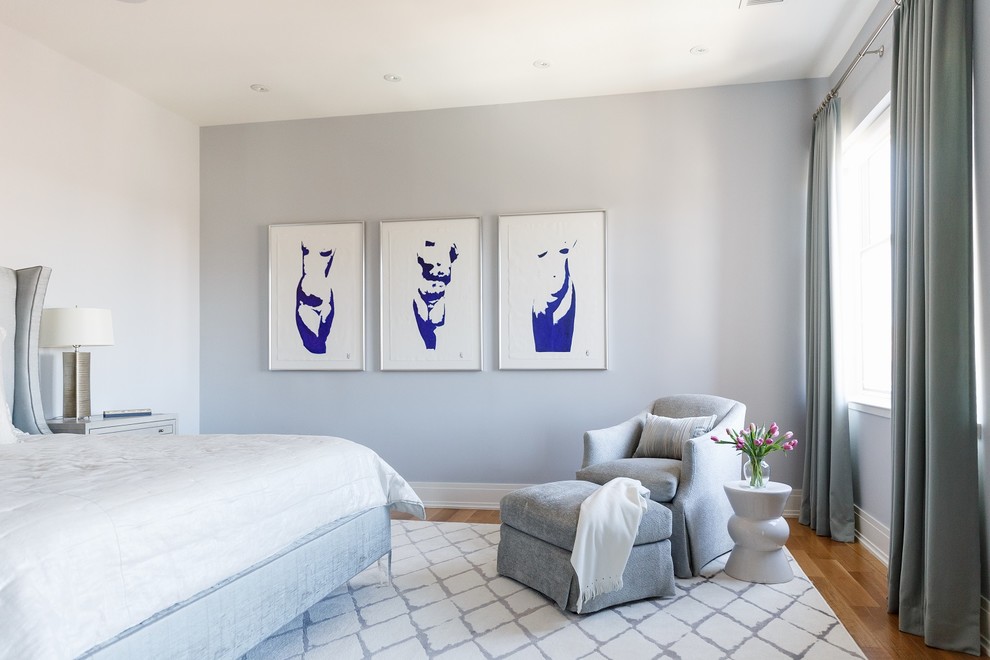 Example of a transitional home design design in Baltimore