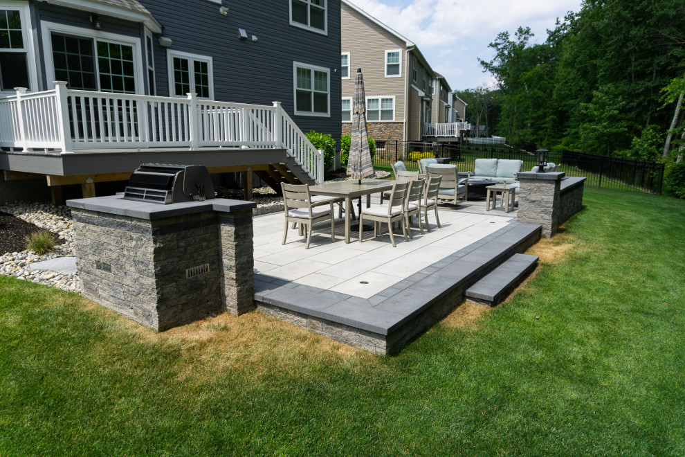 Old Bridge, NJ: Paver Patio & BBQ Bar Island