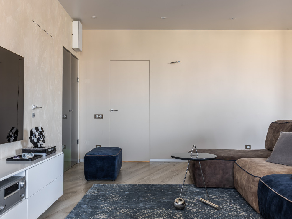 Яркая квартира в ЖК Победа