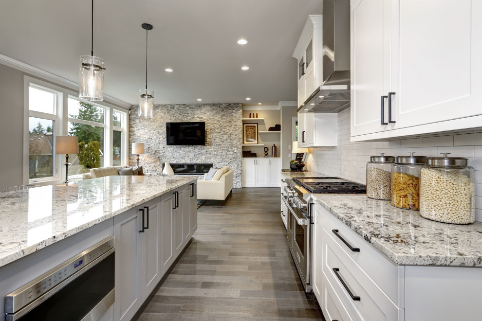 Kitchen - contemporary kitchen idea in Seattle
