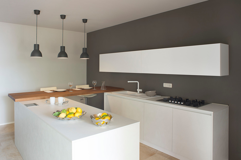 Design ideas for a mid-sized contemporary kitchen in Milan.