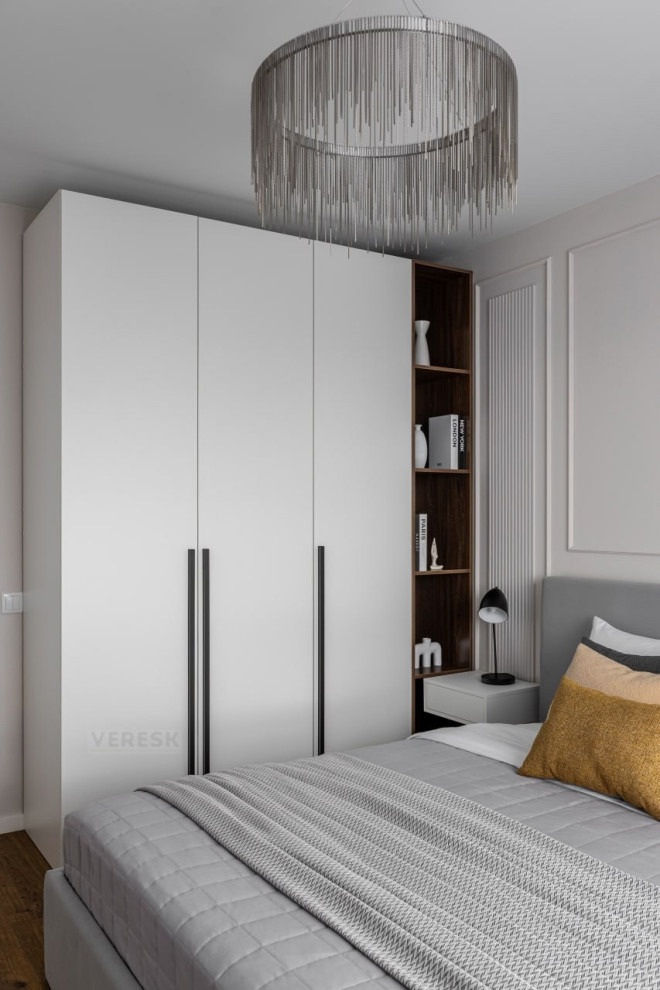 Распашные шкафы