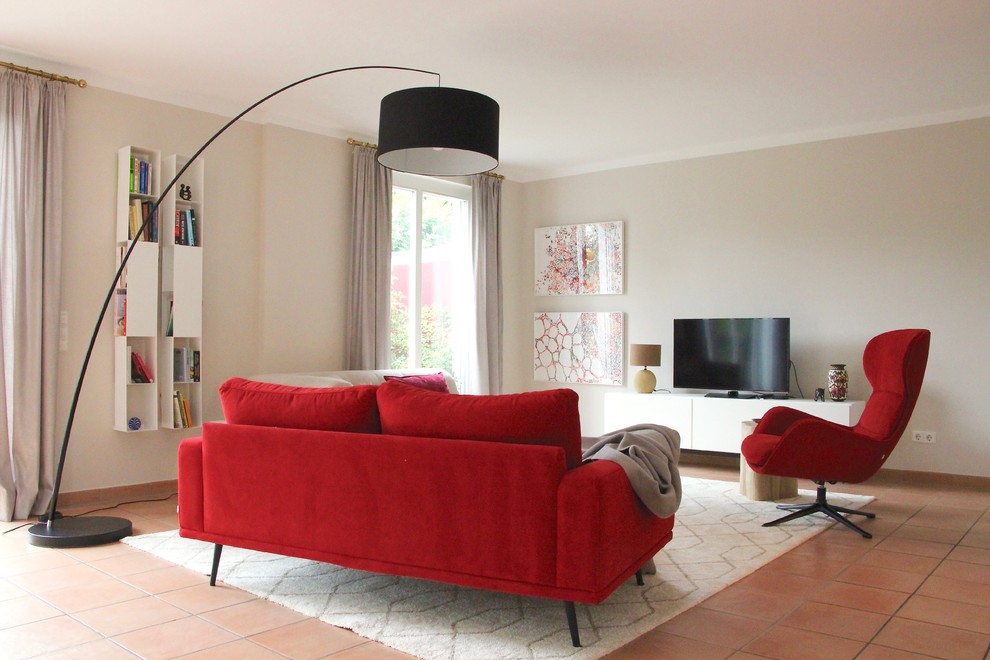This is an example of an eclectic family room in Frankfurt.