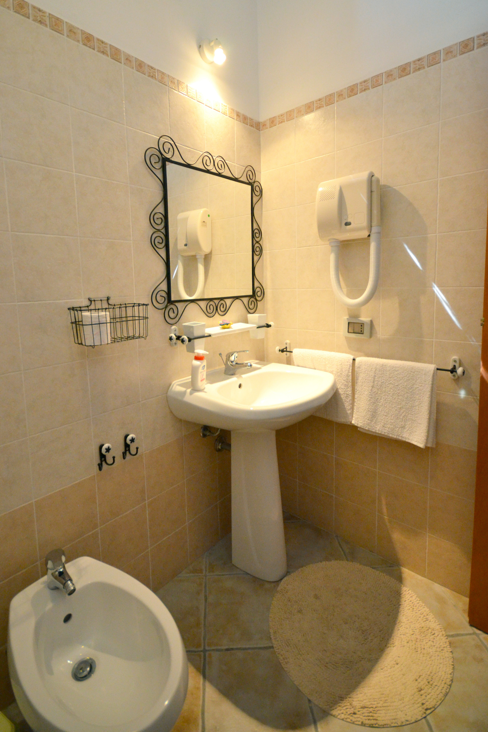 Bagno per ospiti - per B&B - Baglio Ferlito