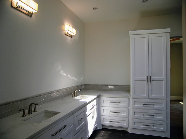 Bathrooms clasico-renovado-cuarto-de-bano