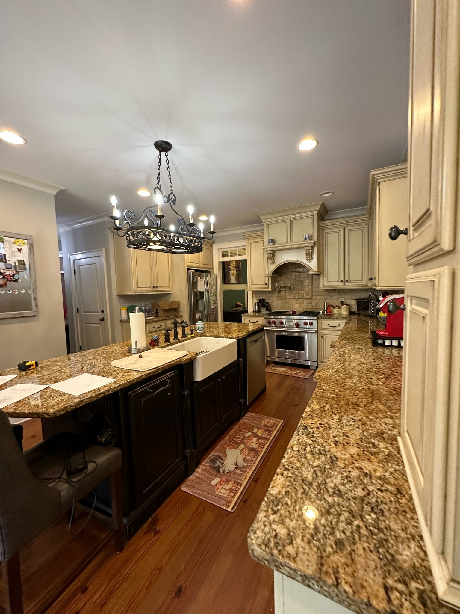 KENNESAW Modern Farmhouse