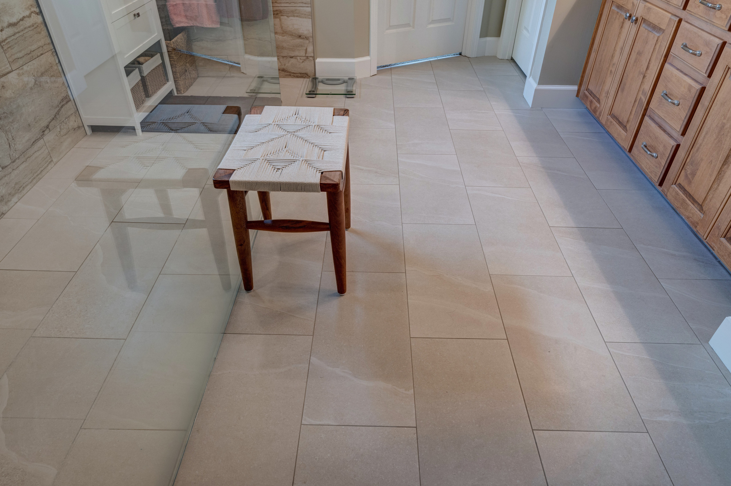 28 Thames Court - Bathroom