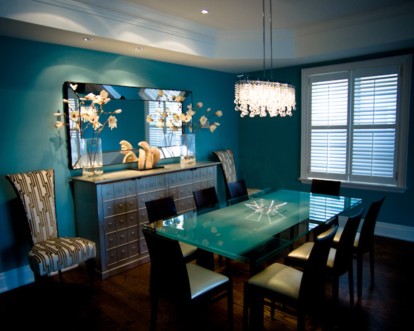 Photo of a contemporary dining room in Toronto.