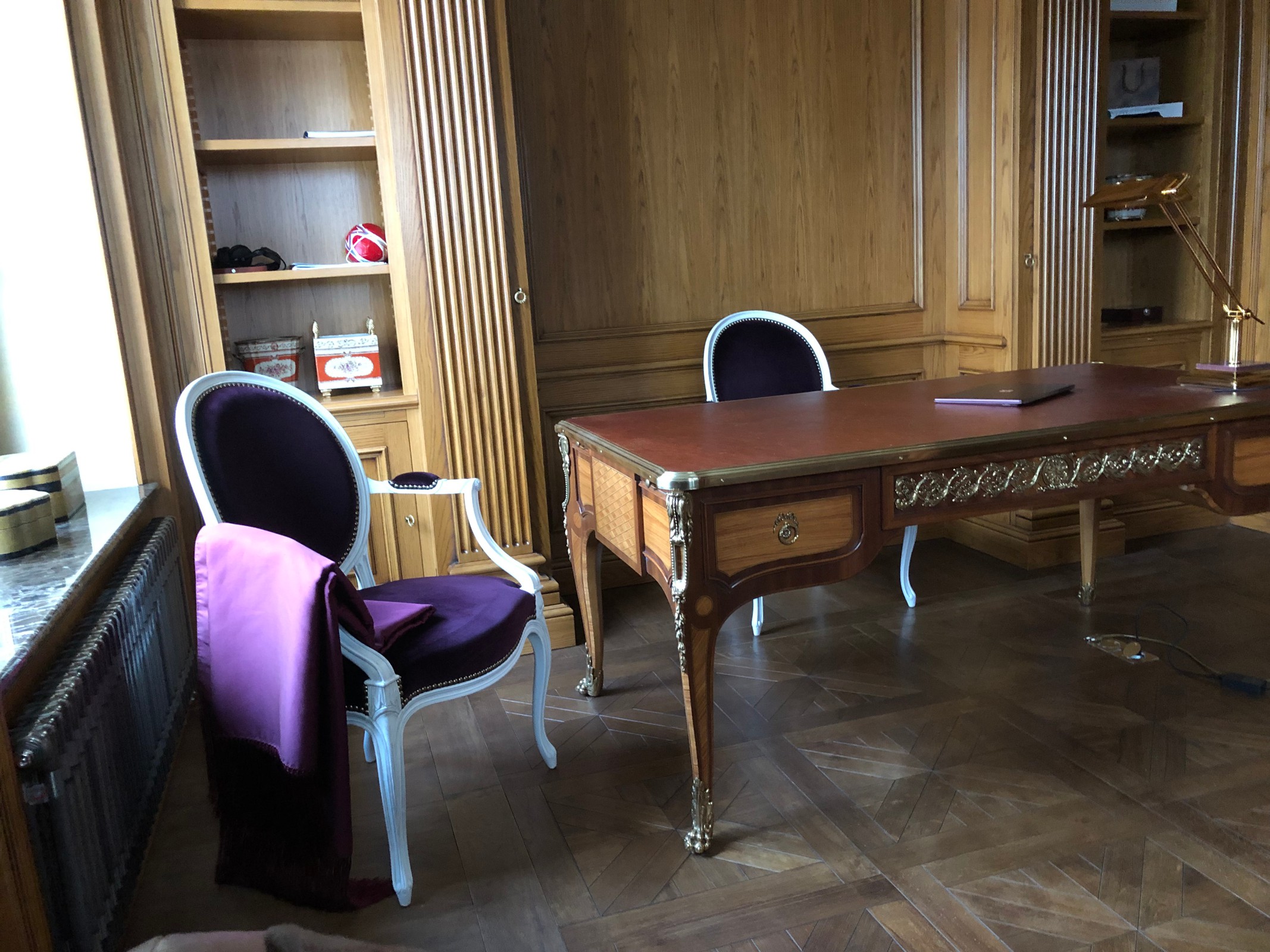 Дубовый кабинет