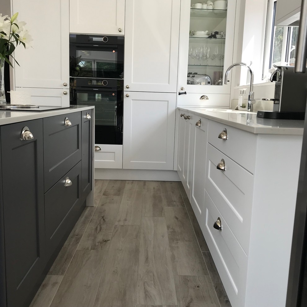Photo of a classic kitchen in Surrey.