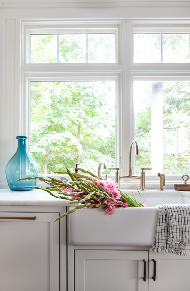 Example of a transitional home design design in Indianapolis