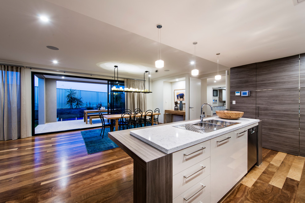 Inspiration for a contemporary kitchen in Perth.