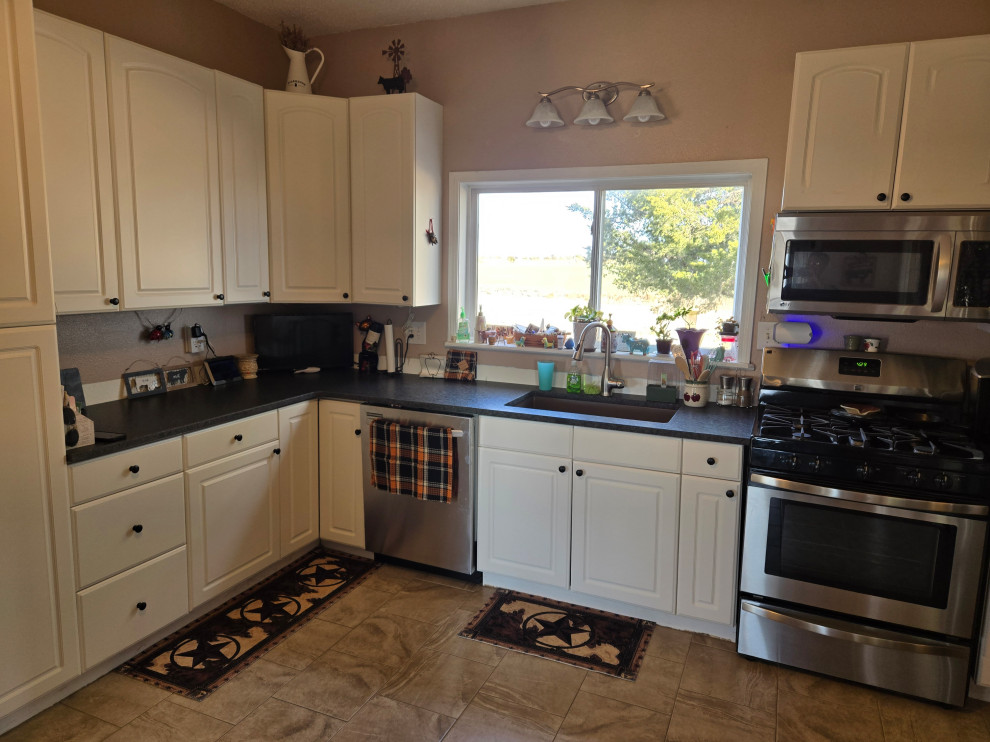 Kitchen Remodel With a New Granite Countertop and Sink - Modern ...