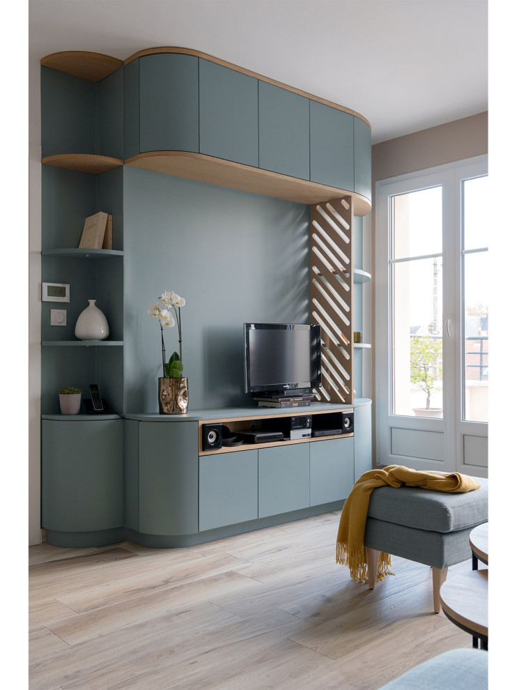 Immagine di un soggiorno design di medie dimensioni