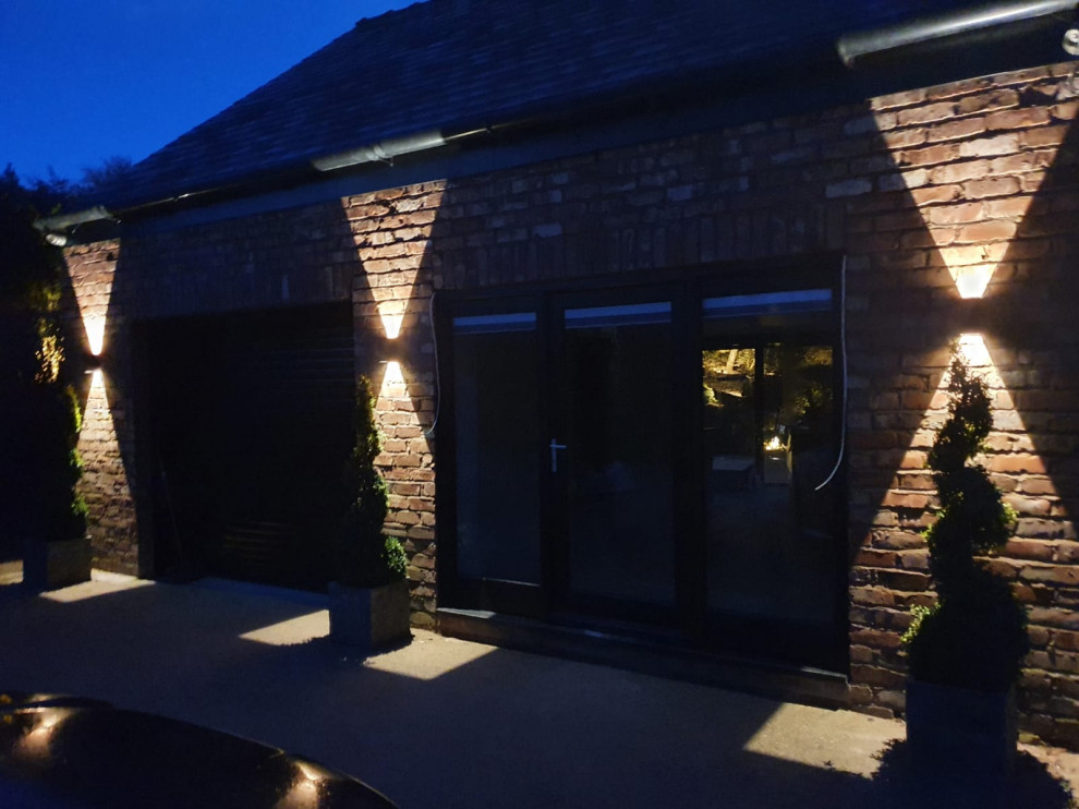 Garage Conversion to Man Pad