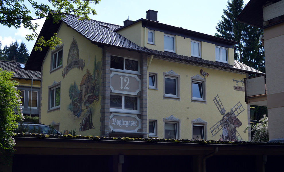 Роспись фасада  и интерьера мини-отеля