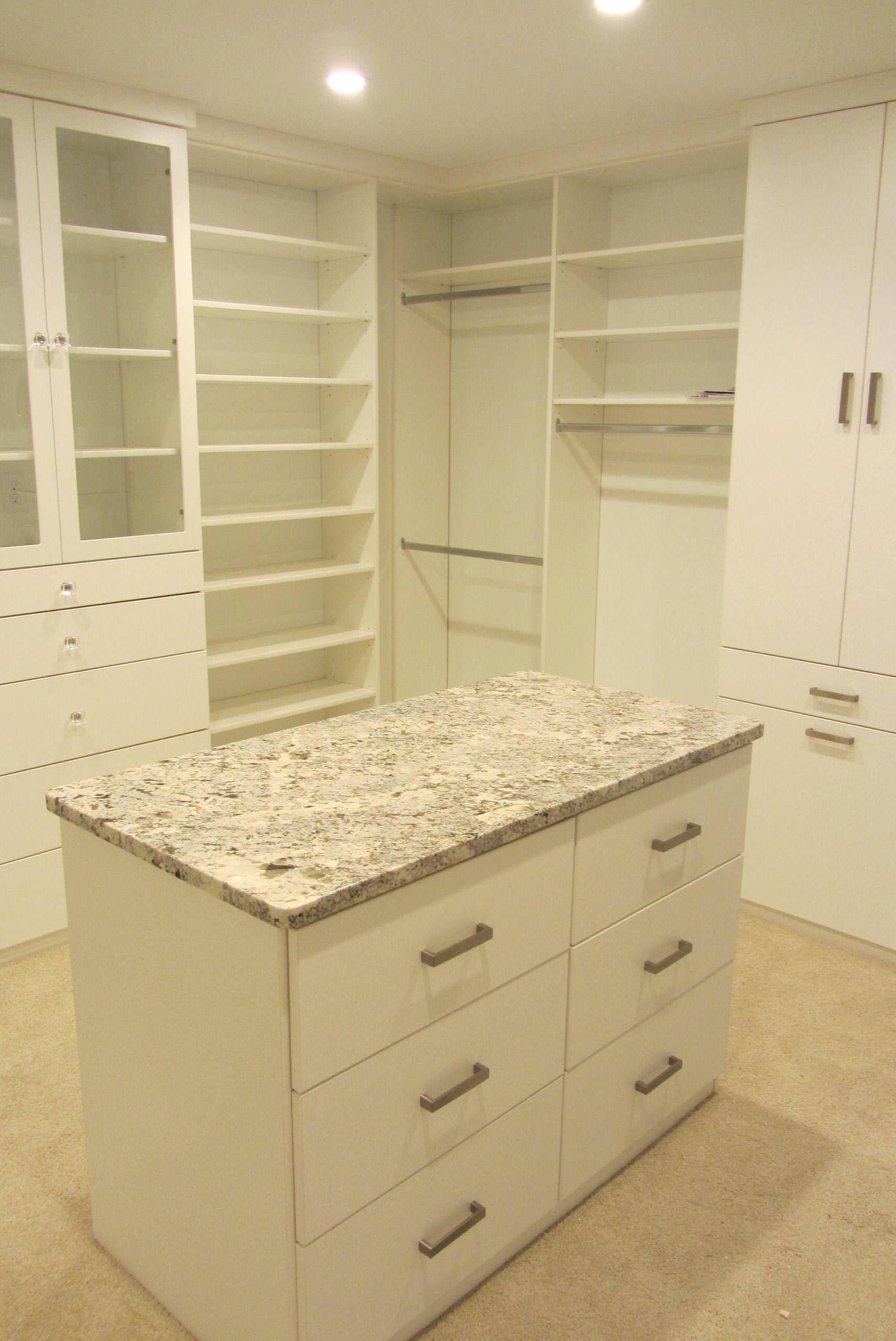 Master Closet Laundry Center Combo