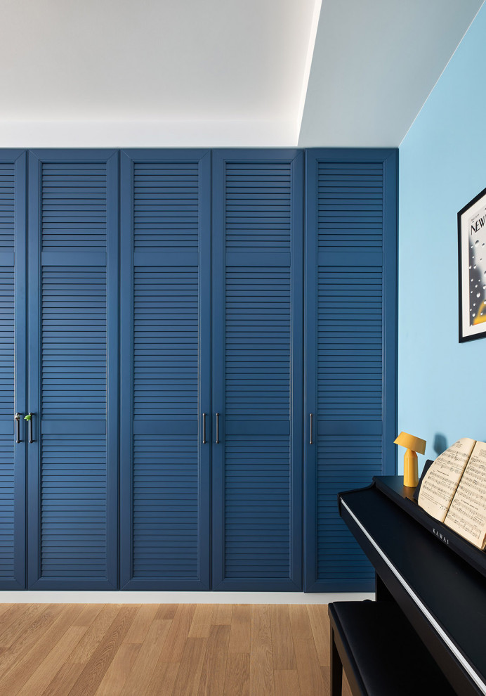 Интерьер детской в морском стиле со шкафом от DOMANI-мебель