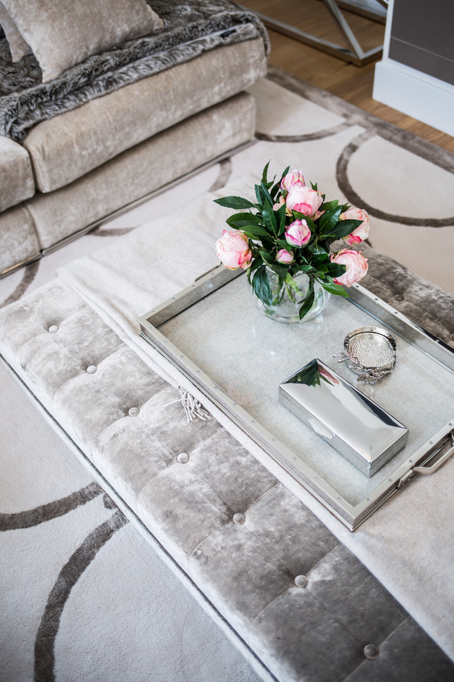 Contemporary living room in Edinburgh.