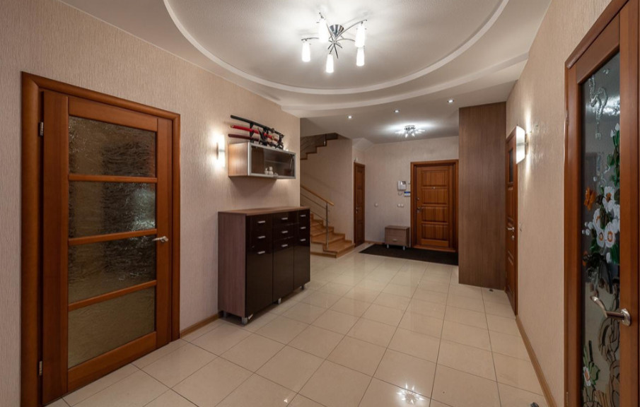 Квартира 5 к. (235 кв.м.) - ул. Урицкого