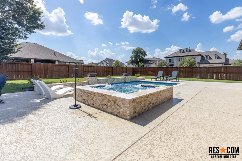 Cherrywood - Pool & Covered Patio